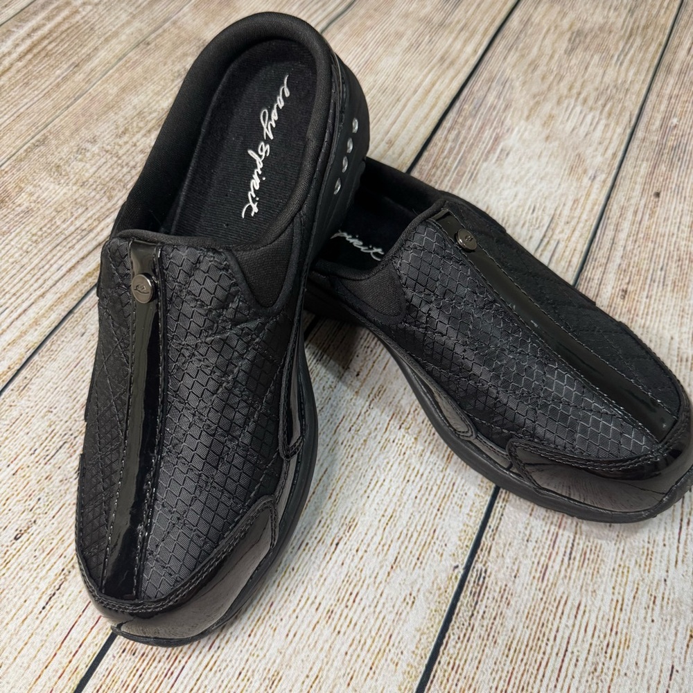 Easy Spirit Traveltime Black Silver Patent Clogs 8W Wide Walking Shoes NWOT